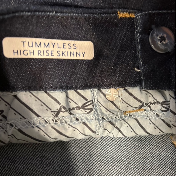 Seven7 Brand Tummyless Skinny Jean - Picture 3 of 4